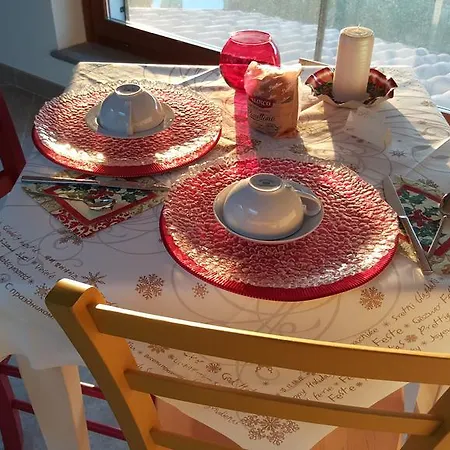 Di Luna E Di Sole Oda ve Kahvaltı 3*