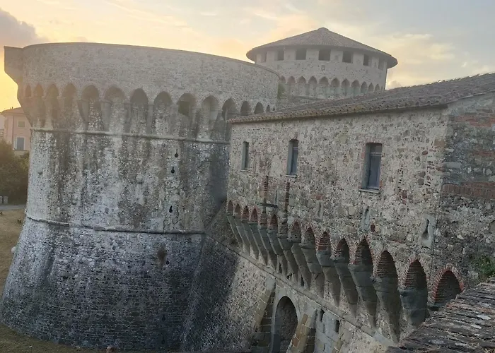 Di Luna E Di Sole Sarzana